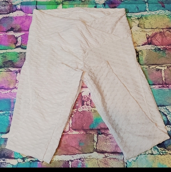 Honeycomb Scrunch Butt Legging - Picture 5 of 9